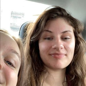 Meet your Posher, Jade